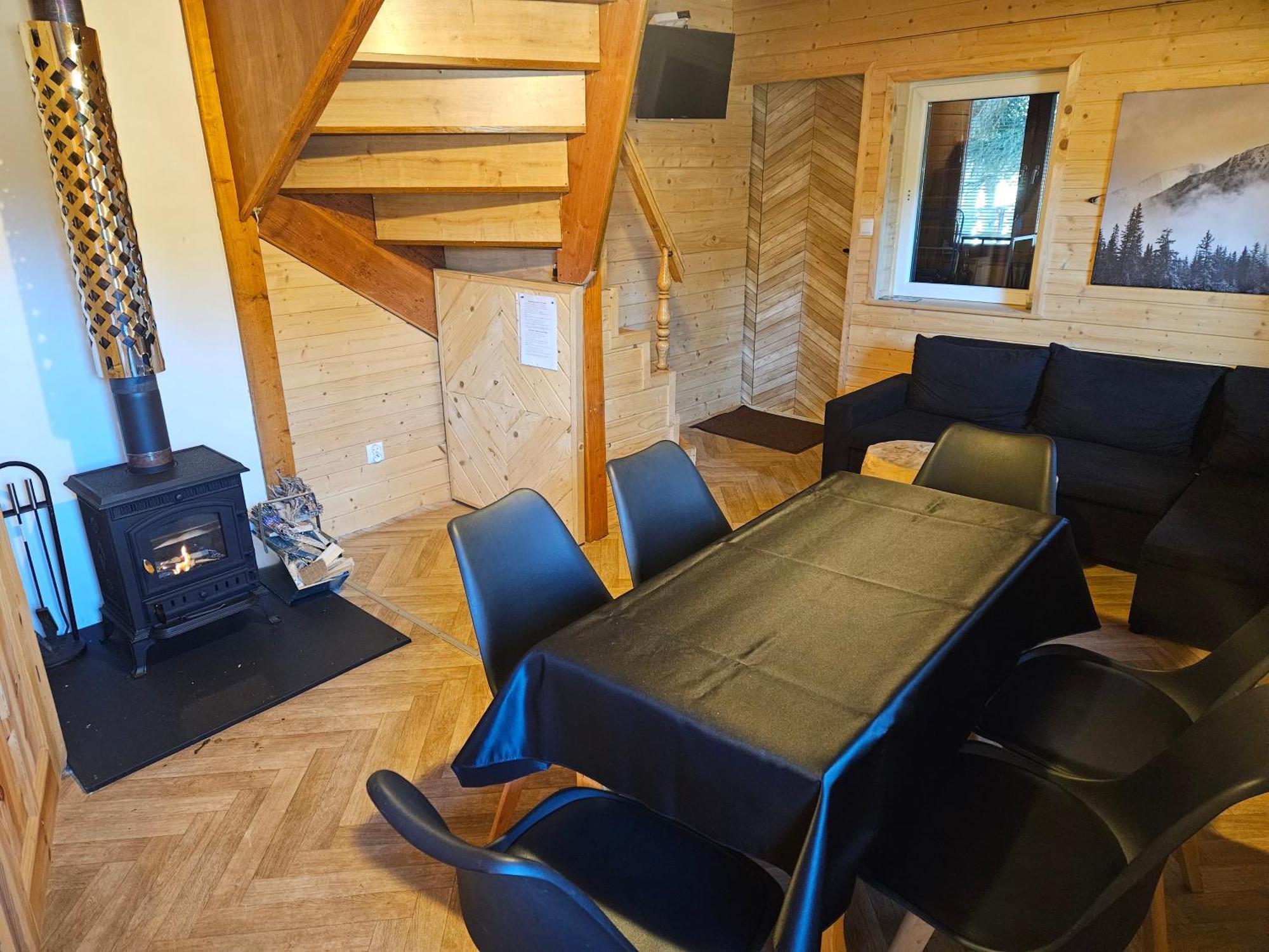 Drewniany Krokus Ferienhaus *